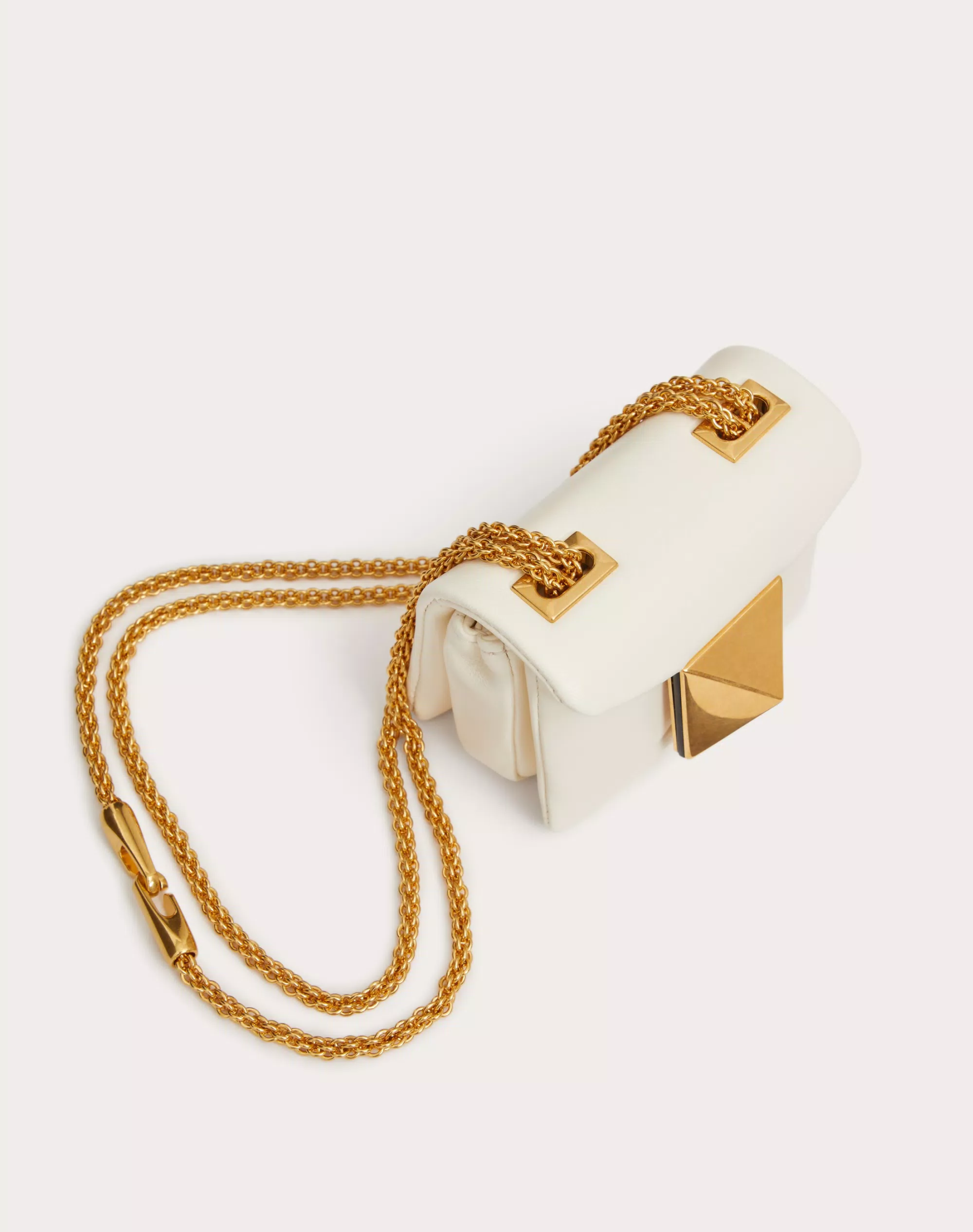 ONE STUD NAPPA MICRO BAG WITH CHAIN